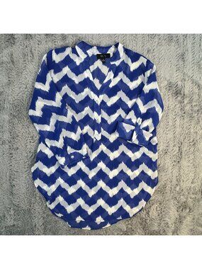 NEW BCX Womens M Blue White Chevron Print Sheer Blouse Nautical Beachy Chic Top